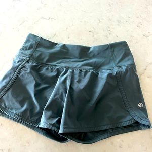 Lululemon Speed Up high rise lined shorts